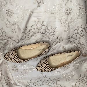 Rue 21 Tan and polka dot flats
